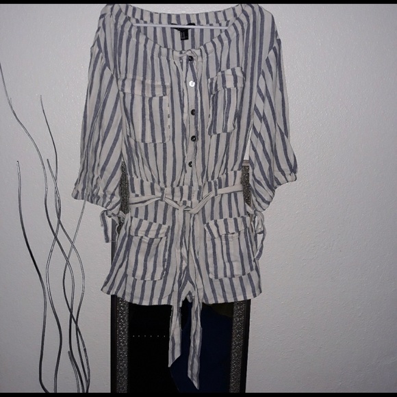 Linen romper - Picture 2 of 6